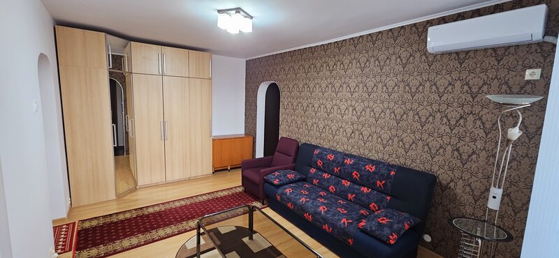 Titan- Prima Inchiriere- Nicolae Grigorescu