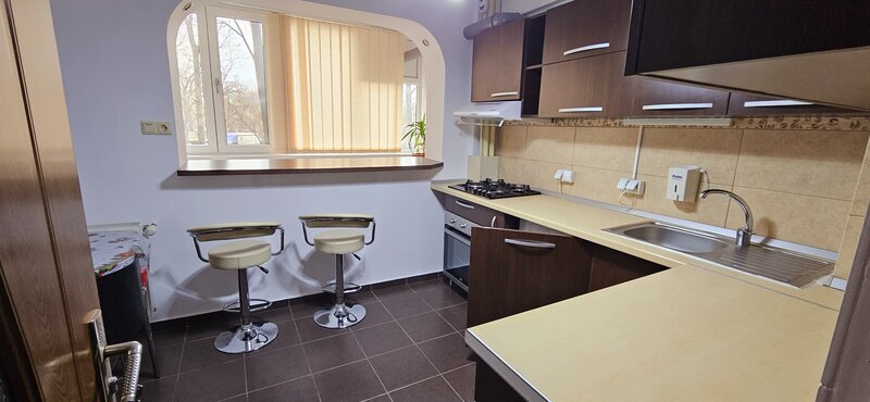 Titan- Prima Inchiriere- Nicolae Grigorescu