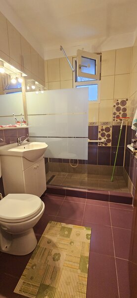 Titan- Prima Inchiriere- Nicolae Grigorescu