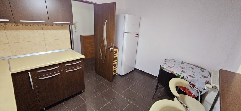 Titan- Prima Inchiriere- Nicolae Grigorescu